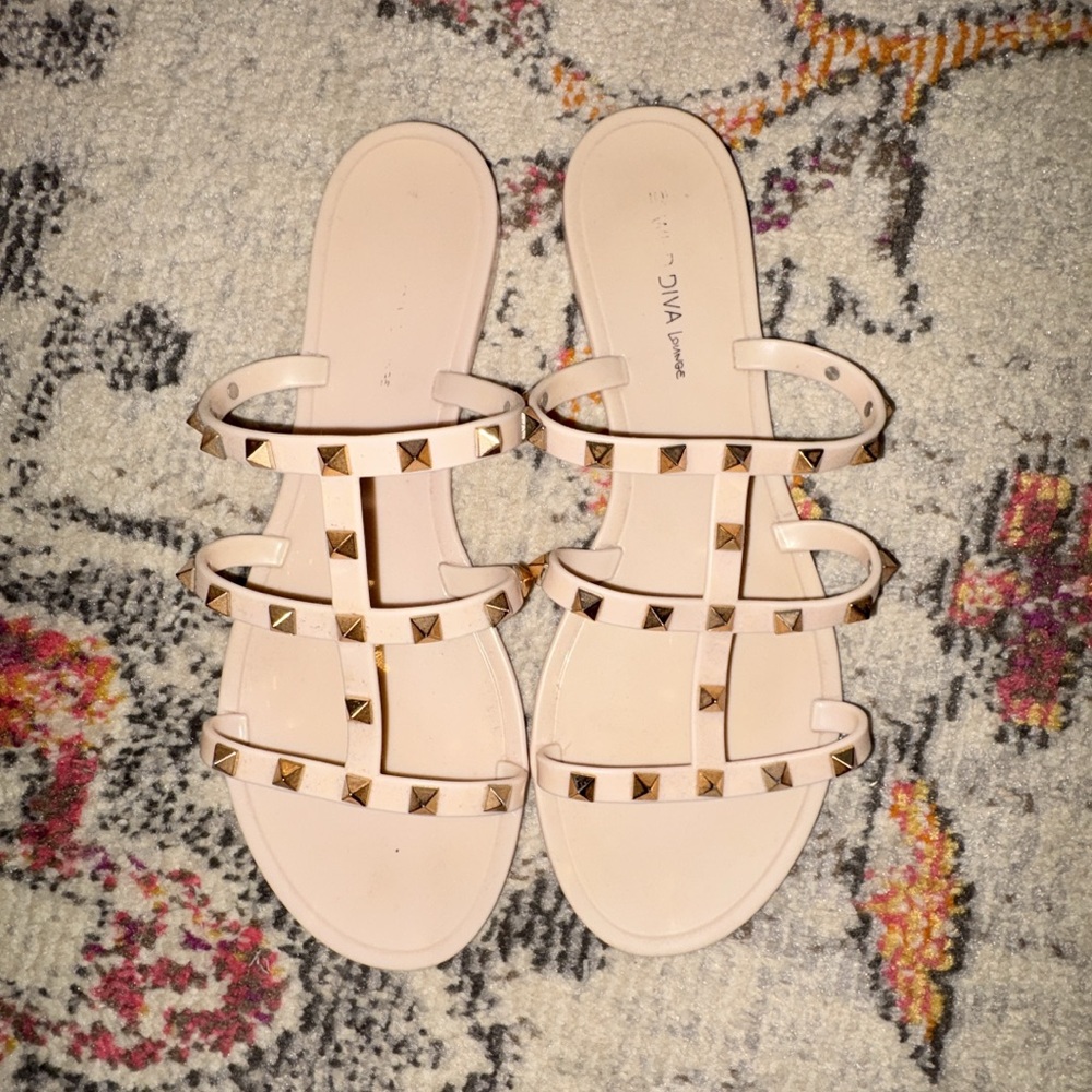 Vince Camuto Women's Sandals with Gold Studs - Blush